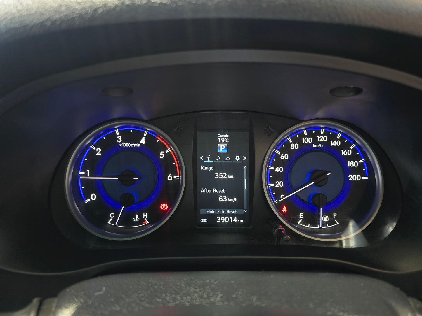 2016 Toyota Hilux 2.8 GD-6 RB RAIDER P/U A/T D/Cab