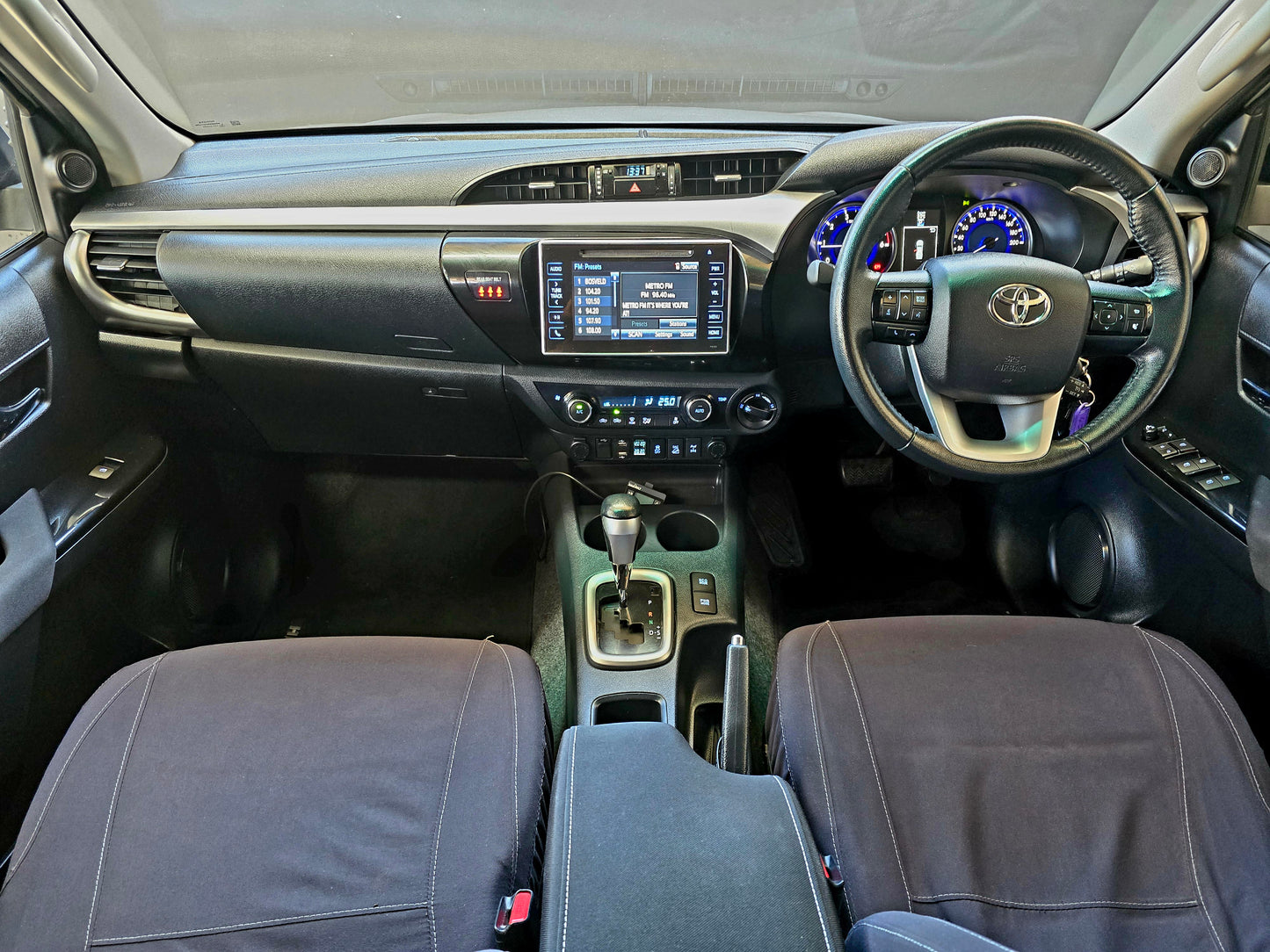 2017 Toyota Hilux 2.8 GD-6 RB RAIDER 4x4 P/U A/T D/Cab