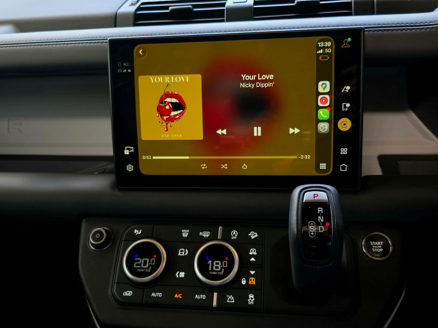 2023 Land Rover Defender 110 D300 HSE X-Dynamic