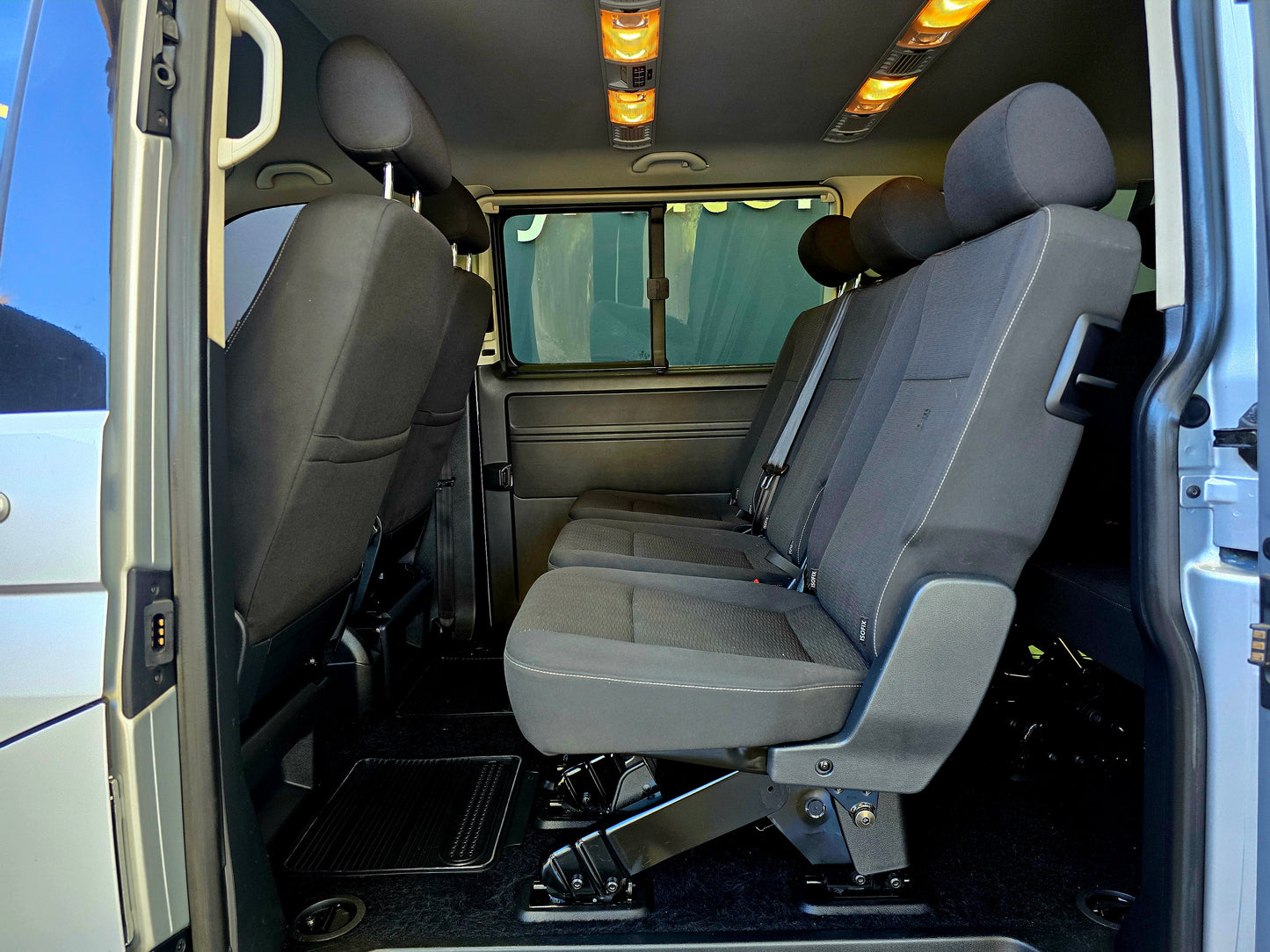 2018 Volkswagen T6 Kombi 2.0 BiTDi Comfort DSG 132KW