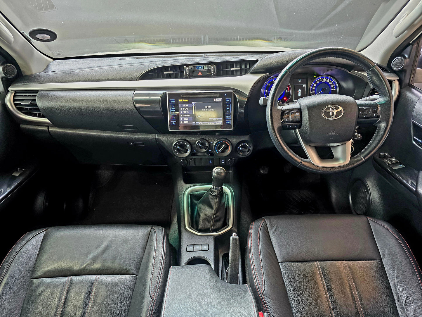 2017 Toyota Hilux 2.8 GD-6 RB RAIDER 4x4 P/U A/T E/Cab
