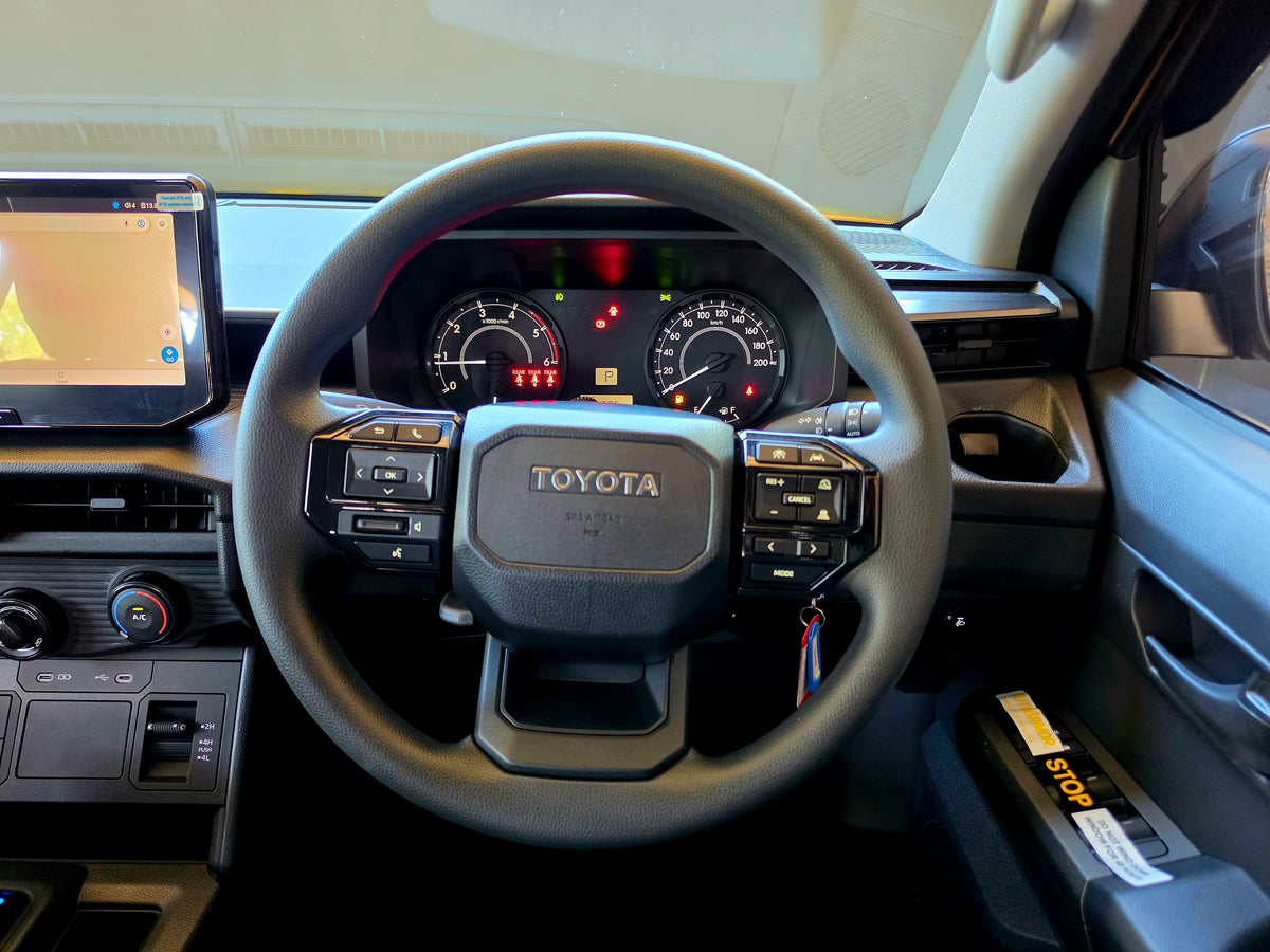 2026 Toyota Hilux 2.8GD-6 RB SRX 4X4 P/U A/T D/Cab R 879 900
