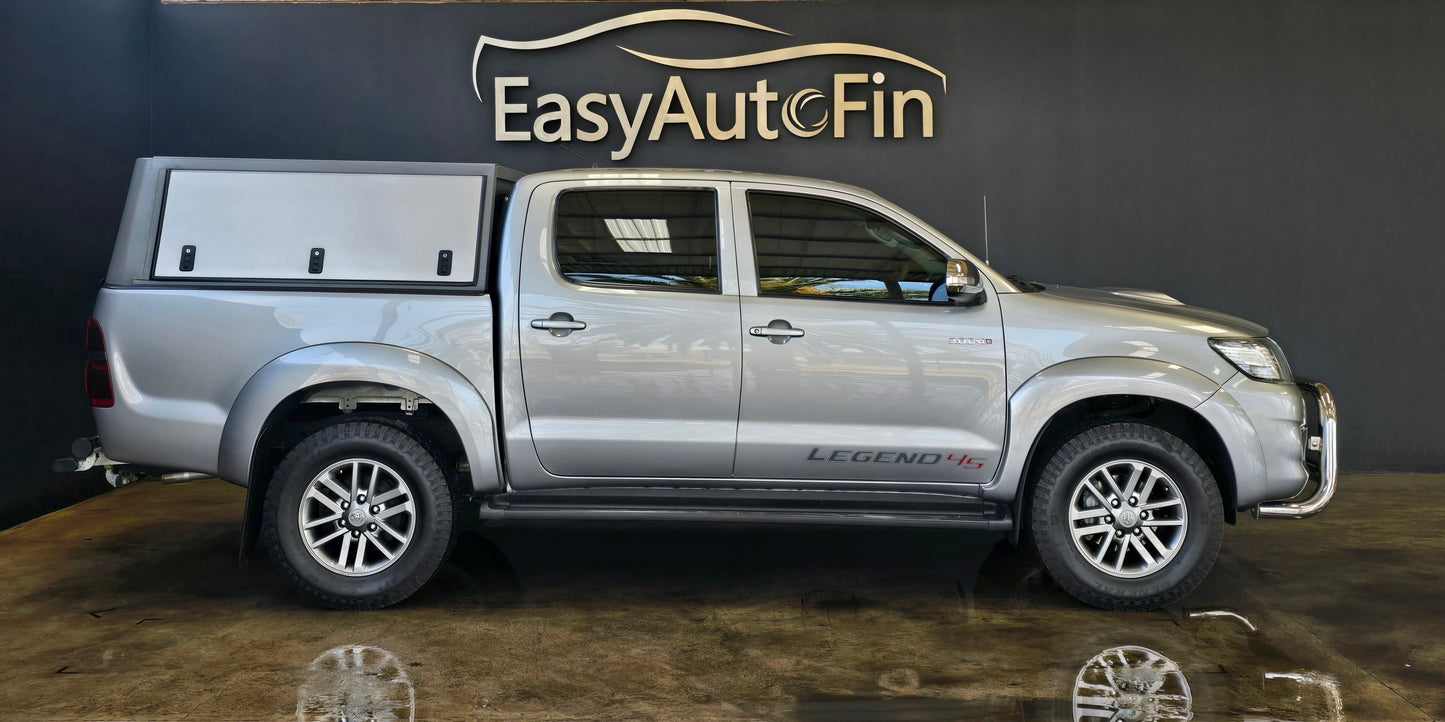 2015 Toyota Hilux 3.0 D-4D LEGEND 45 4x4 RB P/U A/T D/Cab