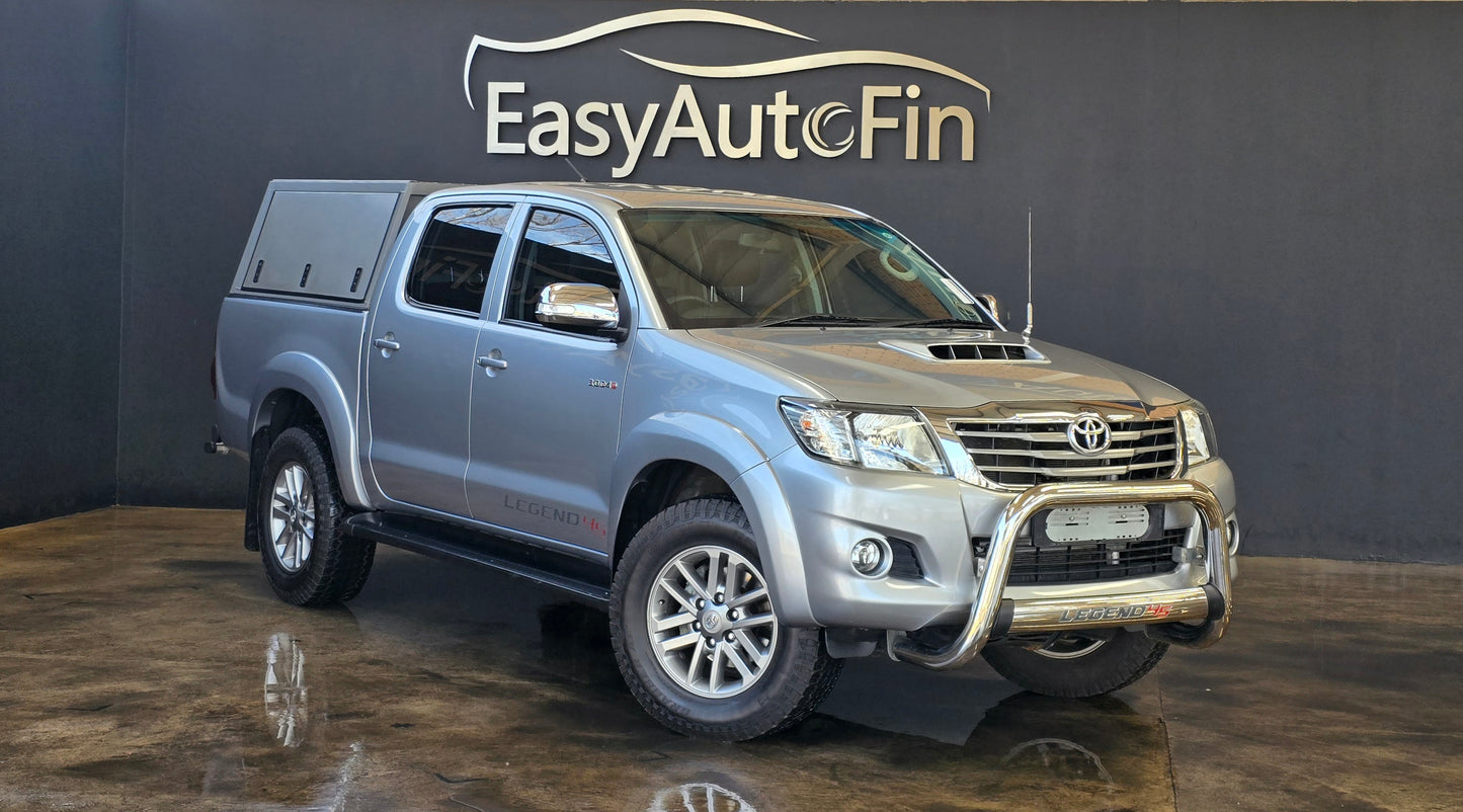 2015 Toyota Hilux 3.0 D-4D LEGEND 45 4x4 RB P/U A/T D/Cab