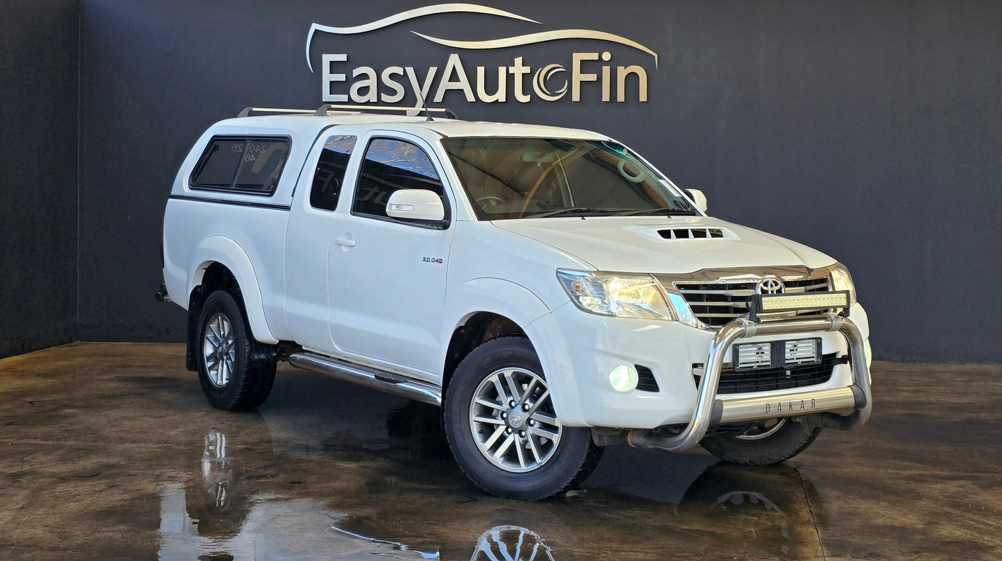 2013 Toyota Hilux 3.0 D-4D DAKAR P/U M/T E/Cab