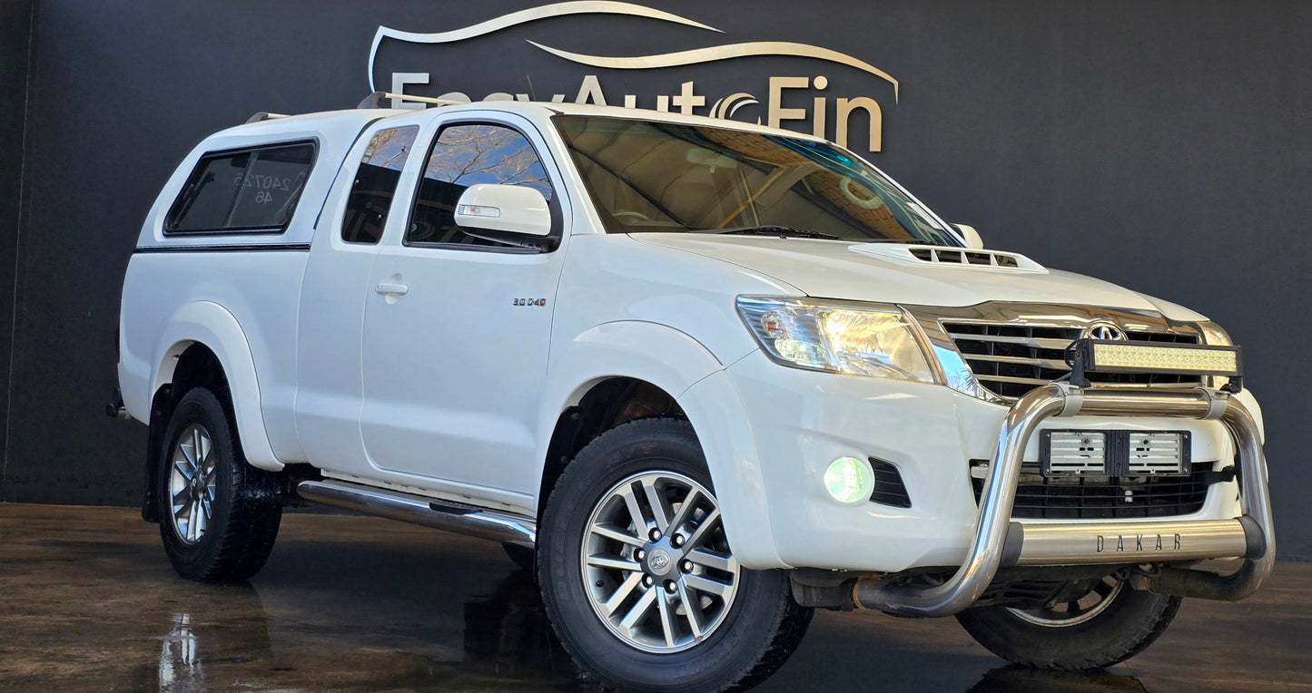 2013 Toyota Hilux 3.0 D-4D DAKAR P/U M/T E/Cab