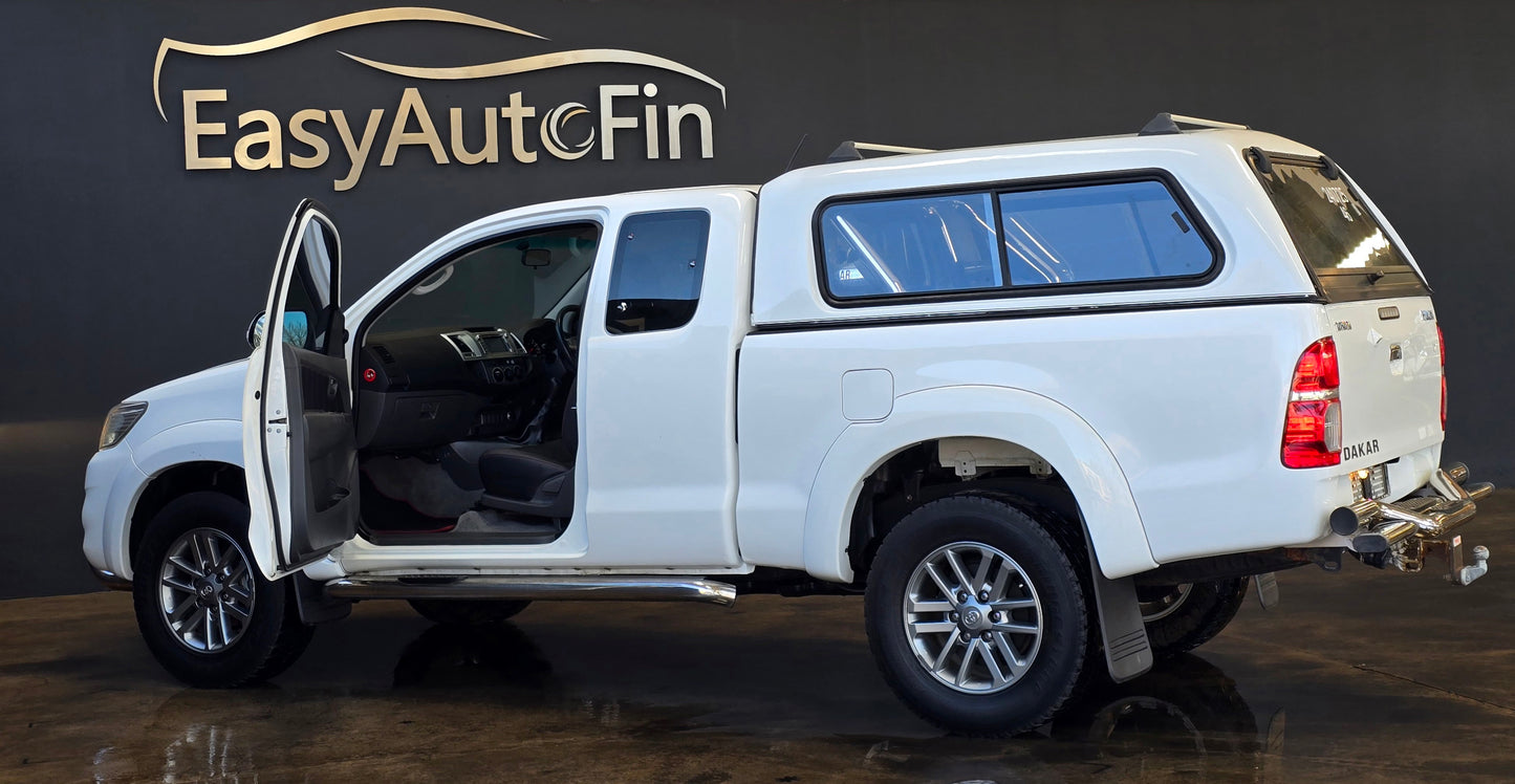 2013 Toyota Hilux 3.0 D-4D DAKAR P/U M/T E/Cab