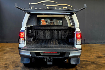 2018 Toyota Hilux 2.8 GD-6 RB DAKAR P/U M/T D/Cab