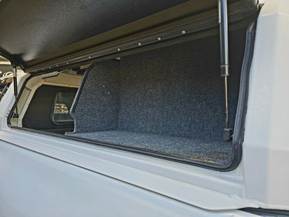 2018 Toyota Hilux 2.8 GD-6 RB DAKAR P/U M/T D/Cab