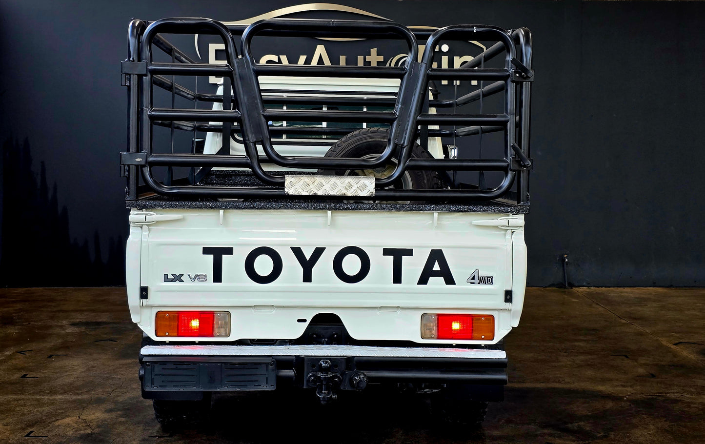2015 Toyota Landcruiser 79 4.5 LX V8 P/U M/T S/Cab