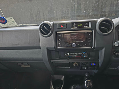 2015 Toyota Landcruiser 79 4.5 LX V8 P/U M/T S/Cab