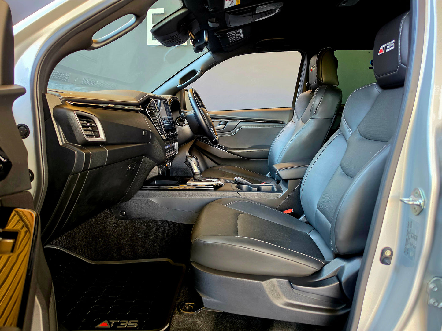 2023 Isuzu D-MAX 3.0Ddi ARCTIC 4X4 P/U A/T D/CAB (AT35)