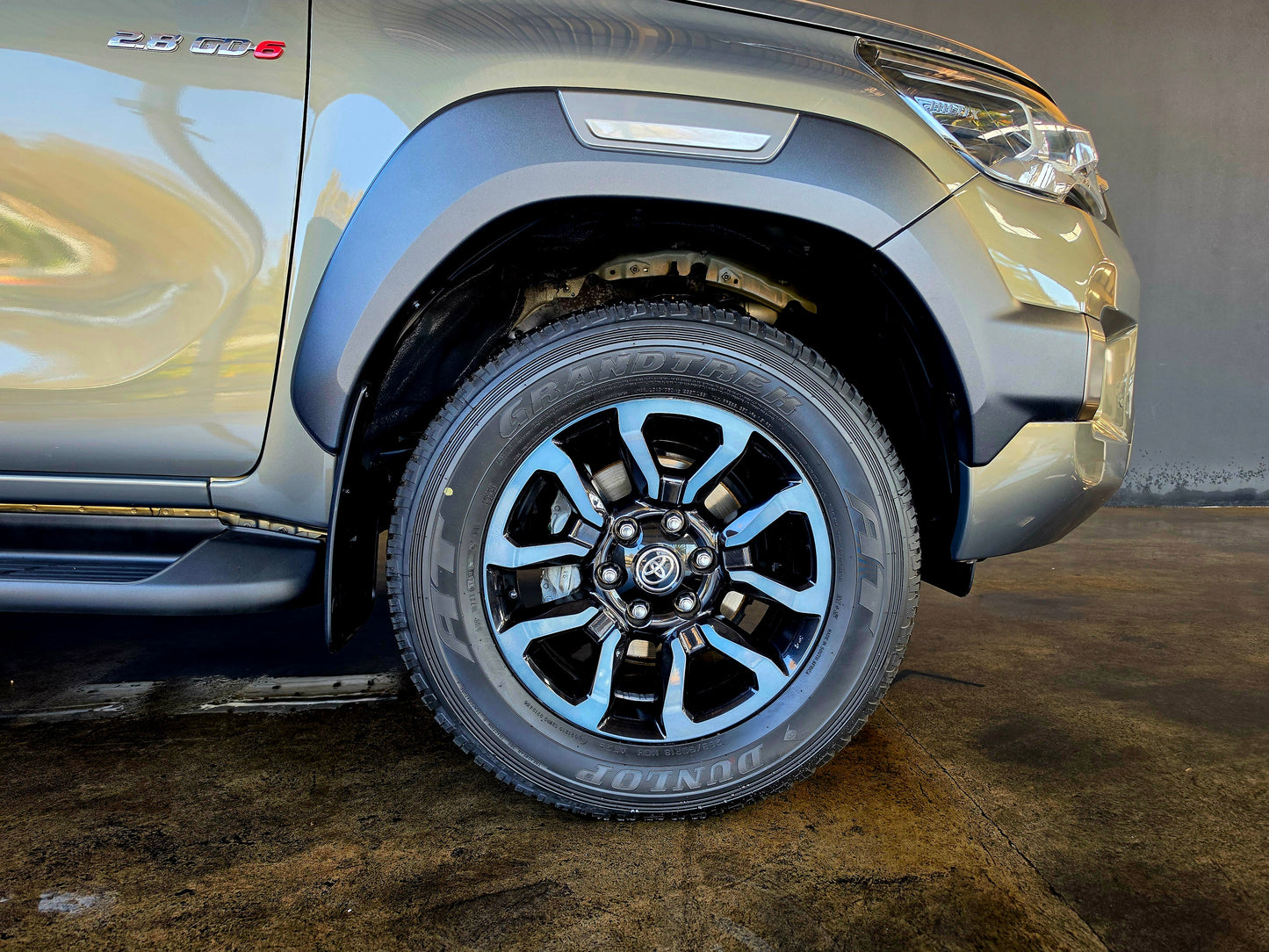 2024 Toyota Hilux 2.8 GD-6 RB LEGEND 4x4 P/U M/T D/Cab