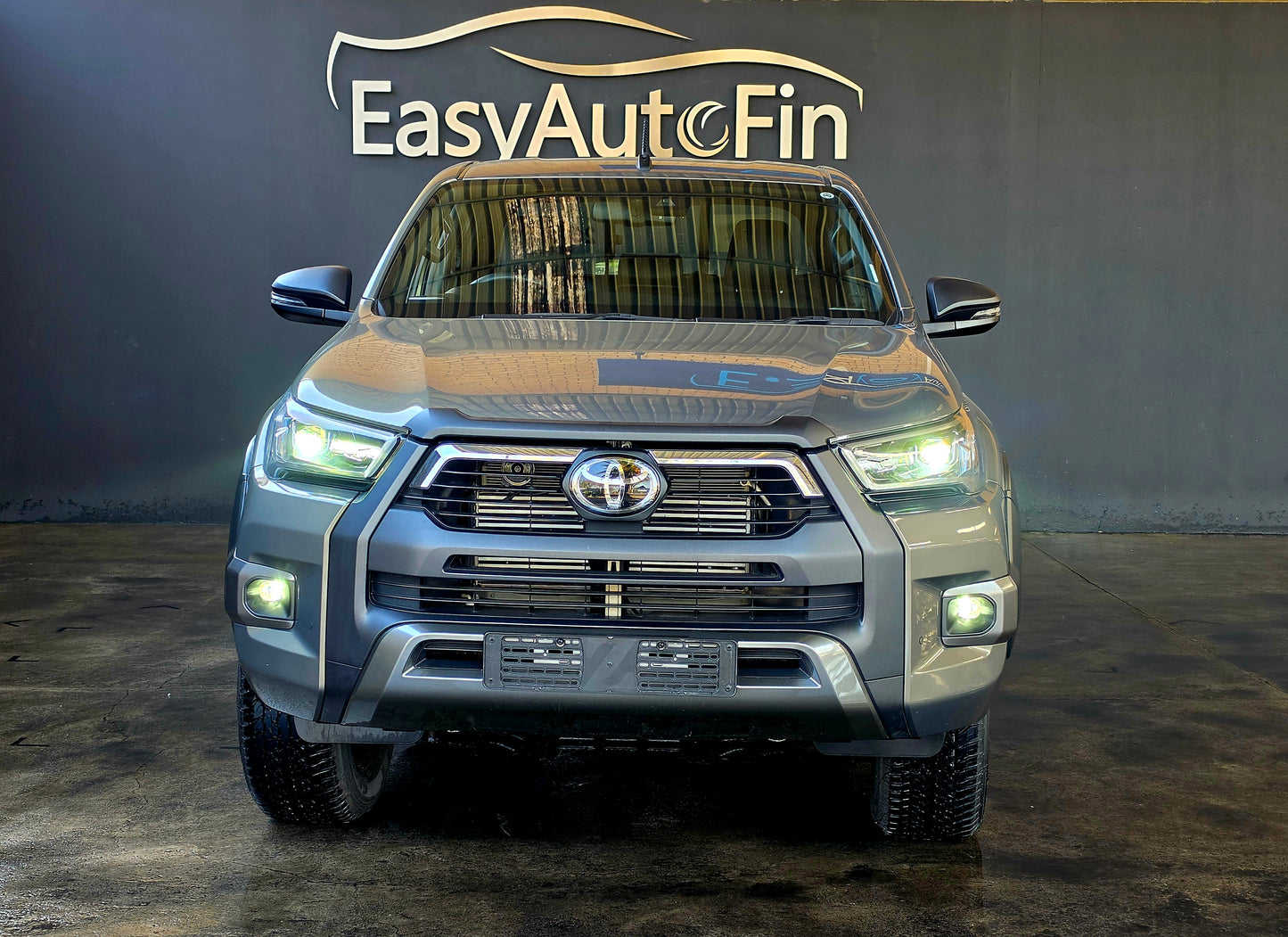 2024 Toyota Hilux 2.8 GD-6 RB LEGEND 4x4 P/U M/T D/Cab