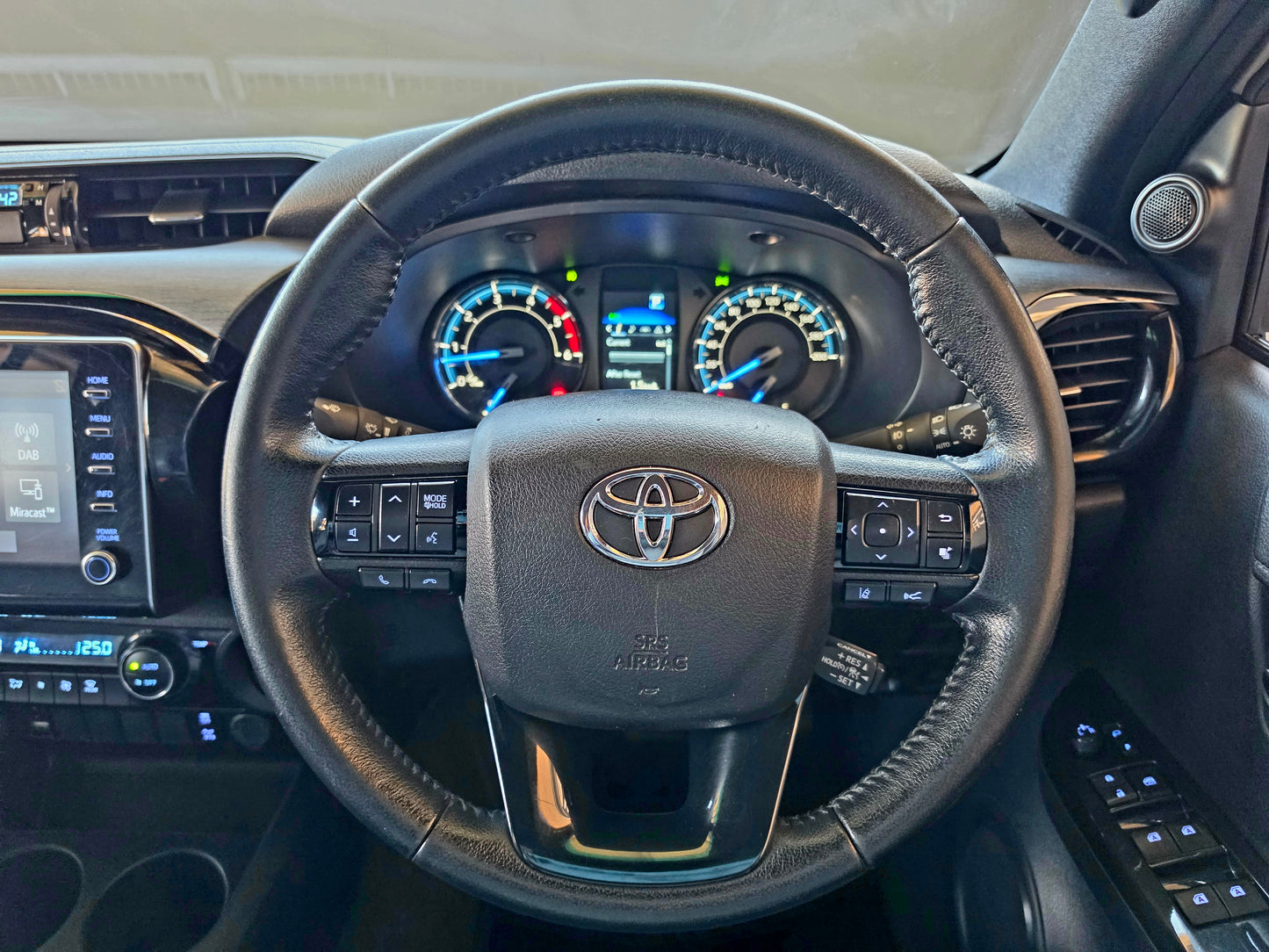 2022 Toyota Hilux 2.8 GD-6 RB LEGENDP/U A/T D/Cab