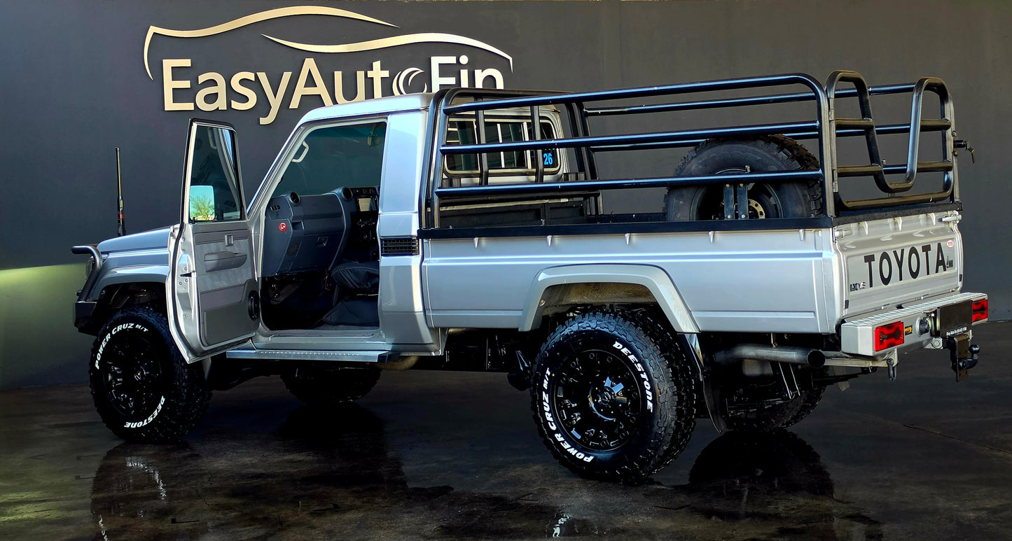 2014 Toyota Landcruiser 79 4.5 LX V8 P/U M/T S/Cab