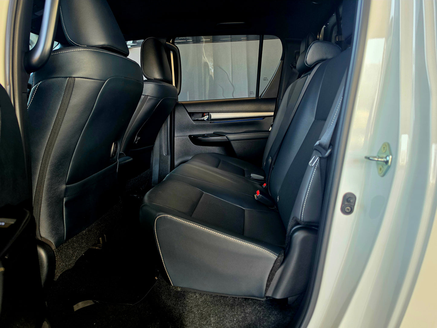 2025 Toyota Hilux 2.8 GD-6 RB LEGEND 4x4 P/U A/T D/Cab