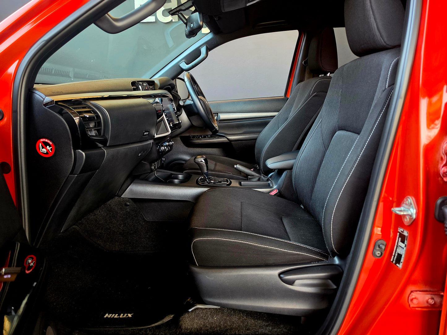 2021 Toyota Hilux 2.8 GD-6 RB LEGEND P/U A/T D/Cab