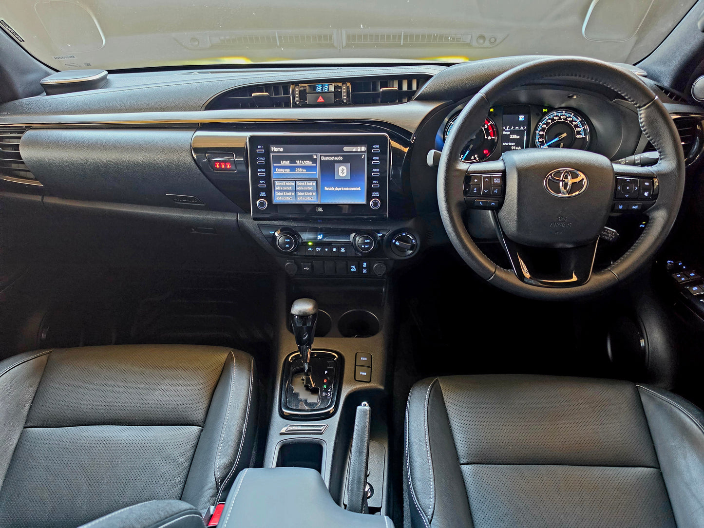 2025 Toyota Hilux 2.8G D-6 RB LEGEND 55 4x4 P/U A/T D/Cab
