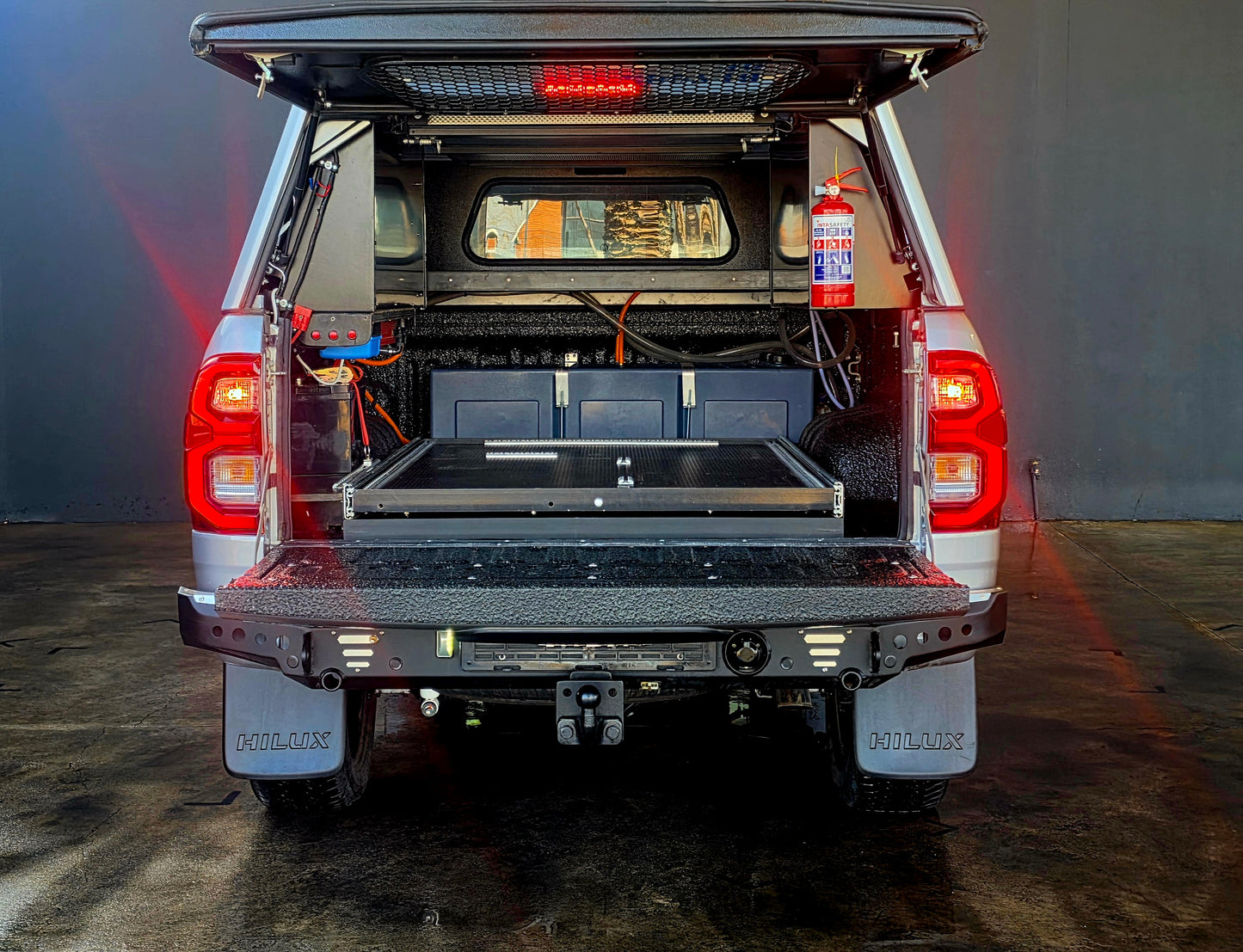 2023 Toyota Hilux 2.8 GD-6 LEGEND 4x4 P/U A/T E/Cab