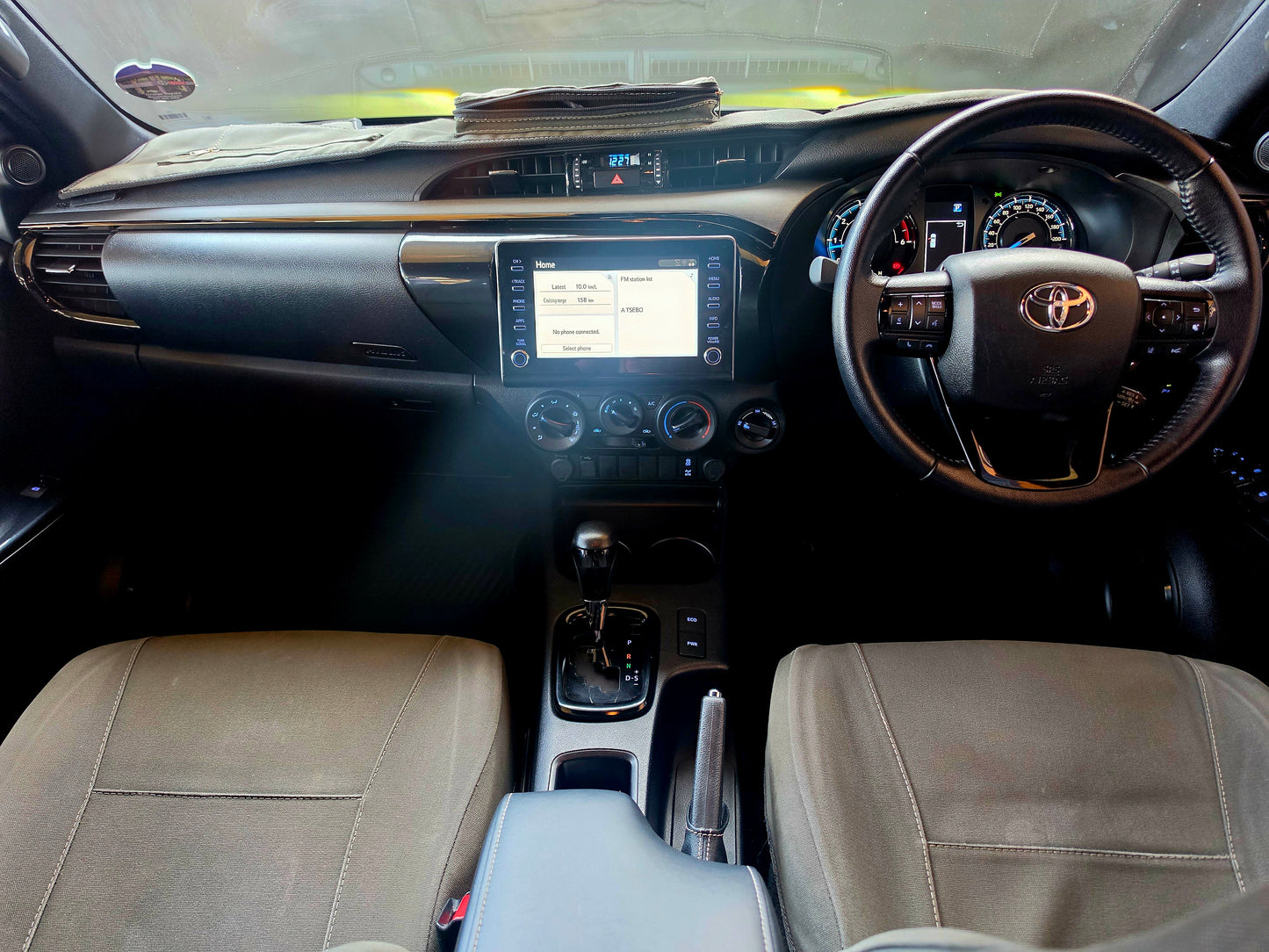 2023 Toyota Hilux 2.8 GD-6 LEGEND 4x4 P/U A/T E/Cab