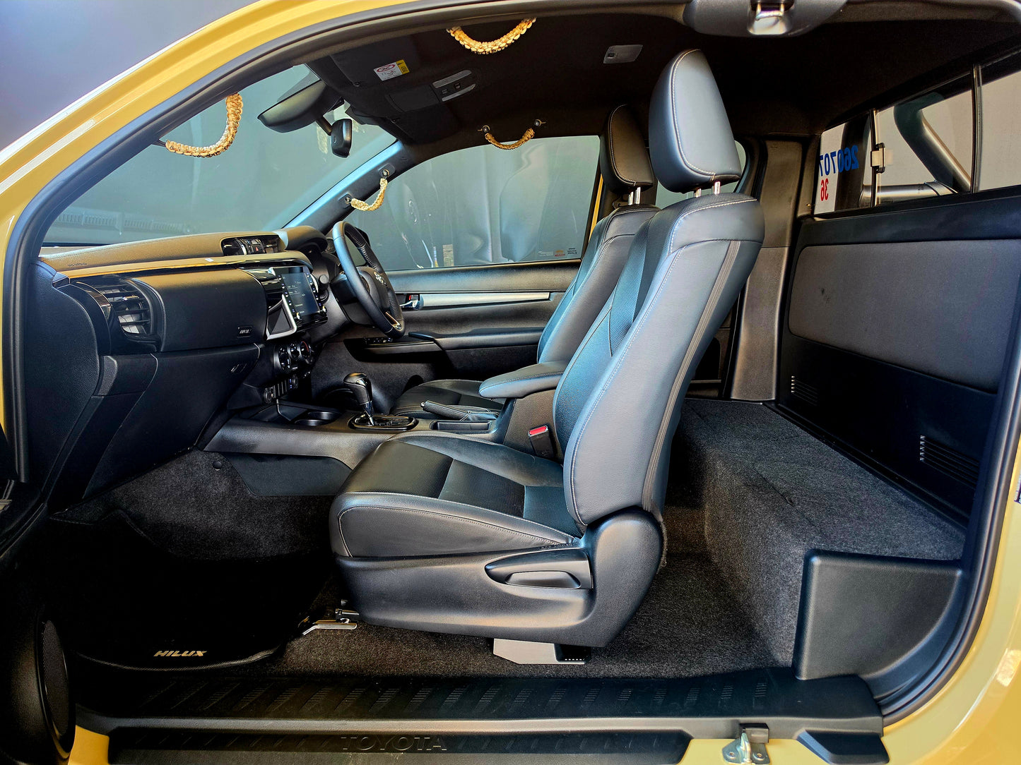 2024 Toyota Hilux 2.8 GD-6 RB LEGEND 4X4 P/U A/T E/Cab