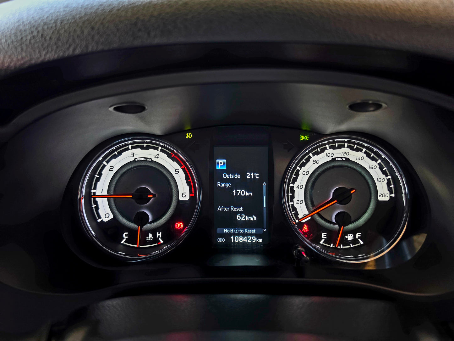 2020 Toyota Hilux 2.8 GD-6 RB LEGEND 50 4x4 P/U A/T E/Cab