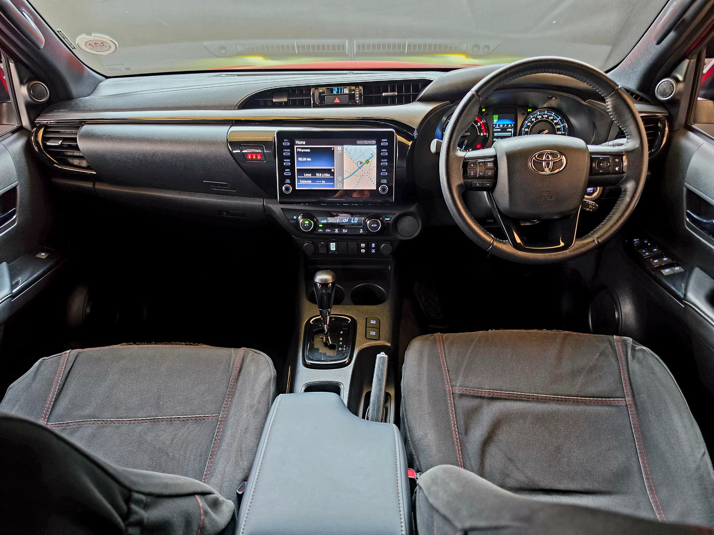 2021 Toyota Hilux 2.8 GD-6 RB LEGEND P/U A/T D/Cab