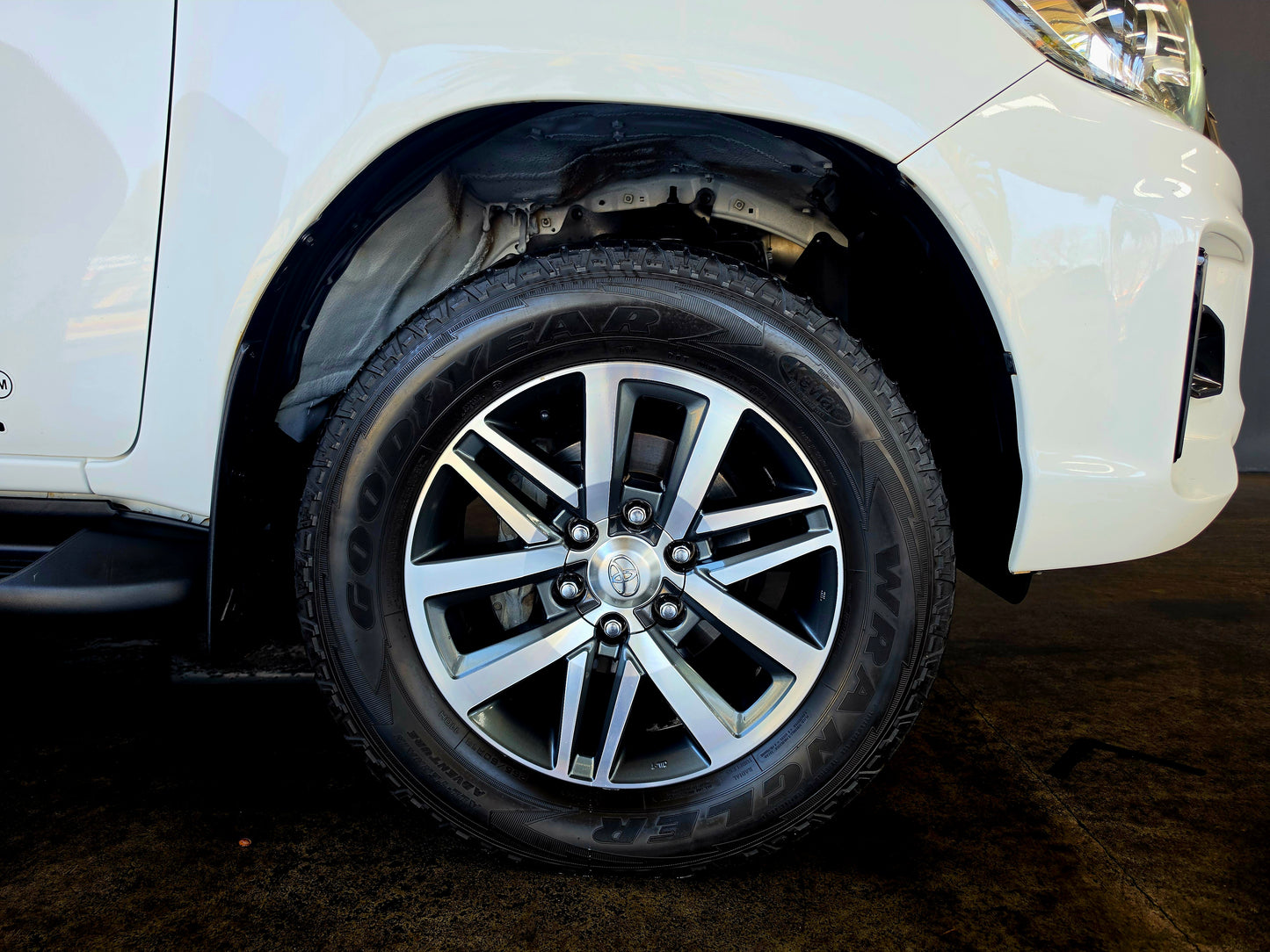 2018 Toyota Hilux 2.8GD-6 RB DAKAR 4x4 P/U A/T