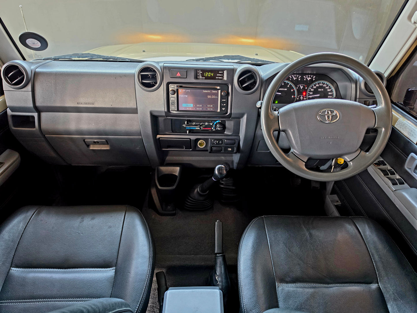 2015 Toyota Landcruiser 79 4.5 LX V8 P/U M/T