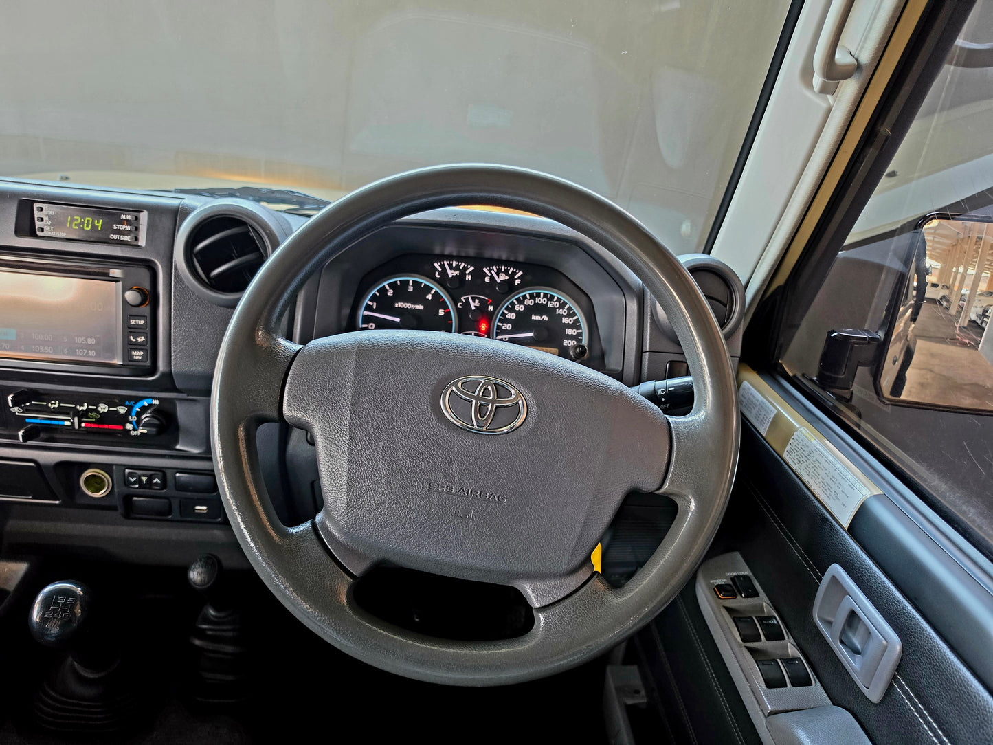 2015 Toyota Landcruiser 79 4.5 LX V8 P/U M/T
