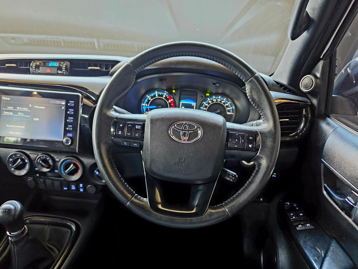 2023 Toyota Hilux 2.8 GD-6 RB LEGEND 4x4 P/U M/T E/Cab