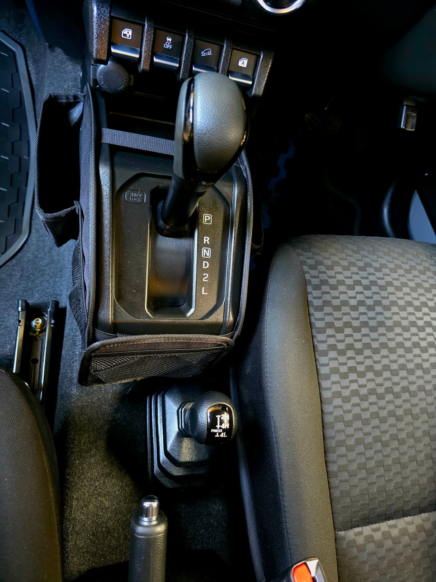 2022 Suzuki Jimny 1.5 GLX A/T