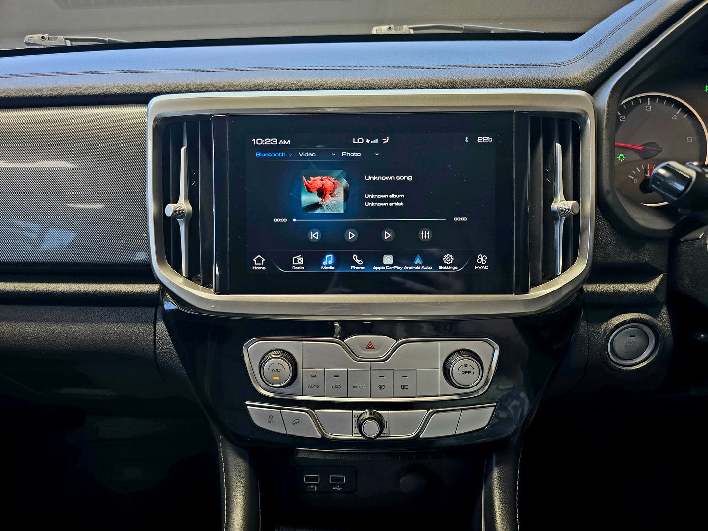 2024 GWM P-SERIES 2.0 TDi L/S Black Edition 4x4 P/ U A/T D/Cab