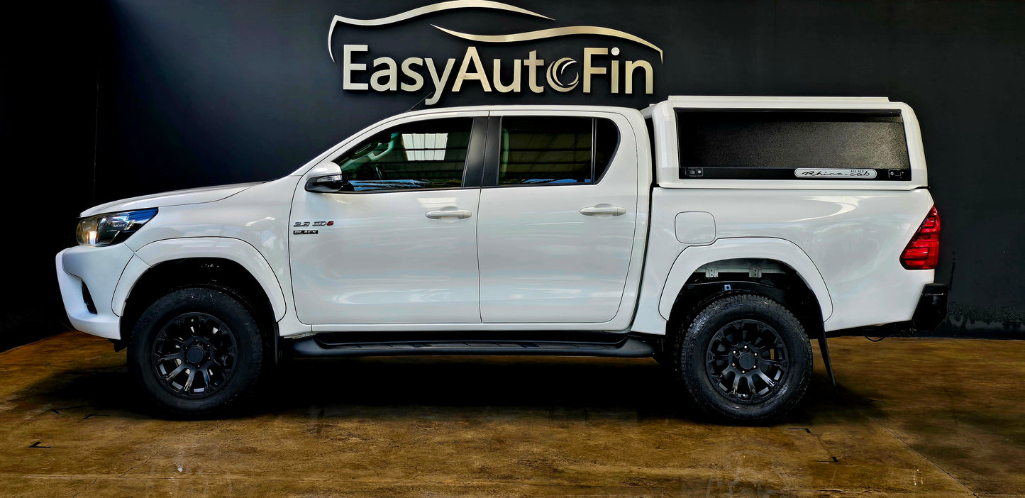 2017 Toyota Hilux 2.8 GD-6 RB RAIDER 4X4 P/U A/T D/Cab(BLACK EDITION)