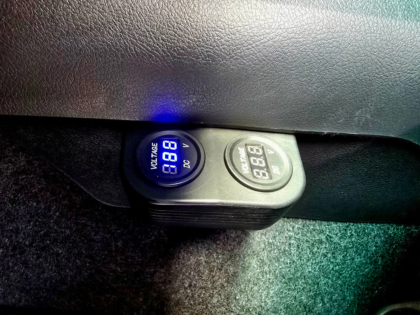 2017 Toyota Hilux 2.8 GD-6 RB RAIDER 4X4 P/U A/T D/Cab(BLACK EDITION)