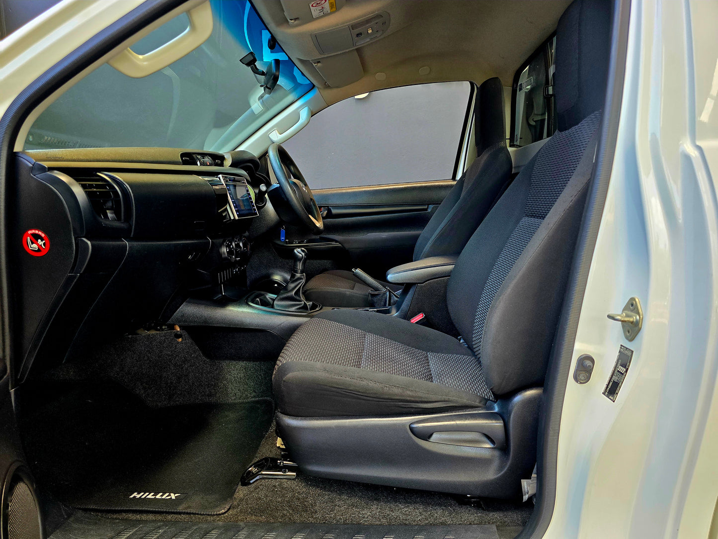 2016 Toyota Hilux 2.4 GD-6 SRX 4x4 P/U M/T S/Cab