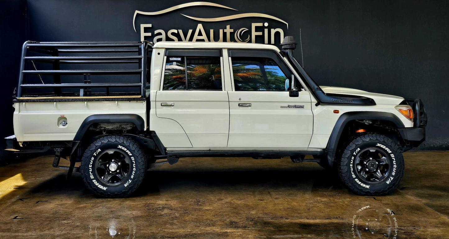 2015 Toyota Landcruiser 79 4.5 LX V8 P/U M/T D/Cab
