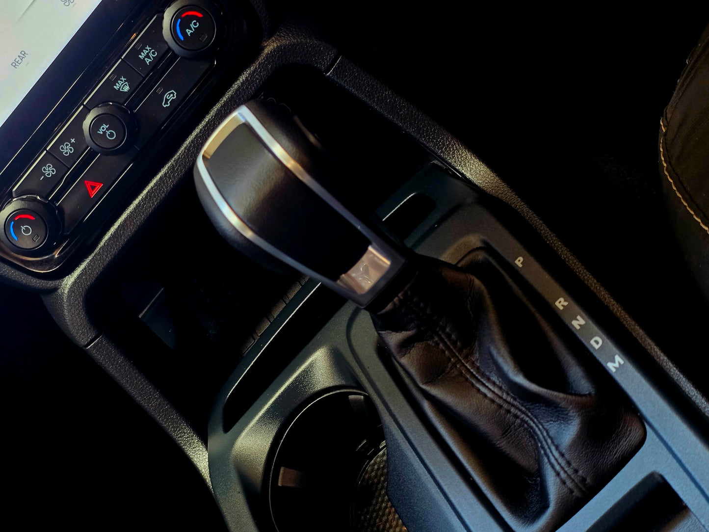 2023 Ford Everest 2.0D BI-TURBO SPORT 4x4 A/T