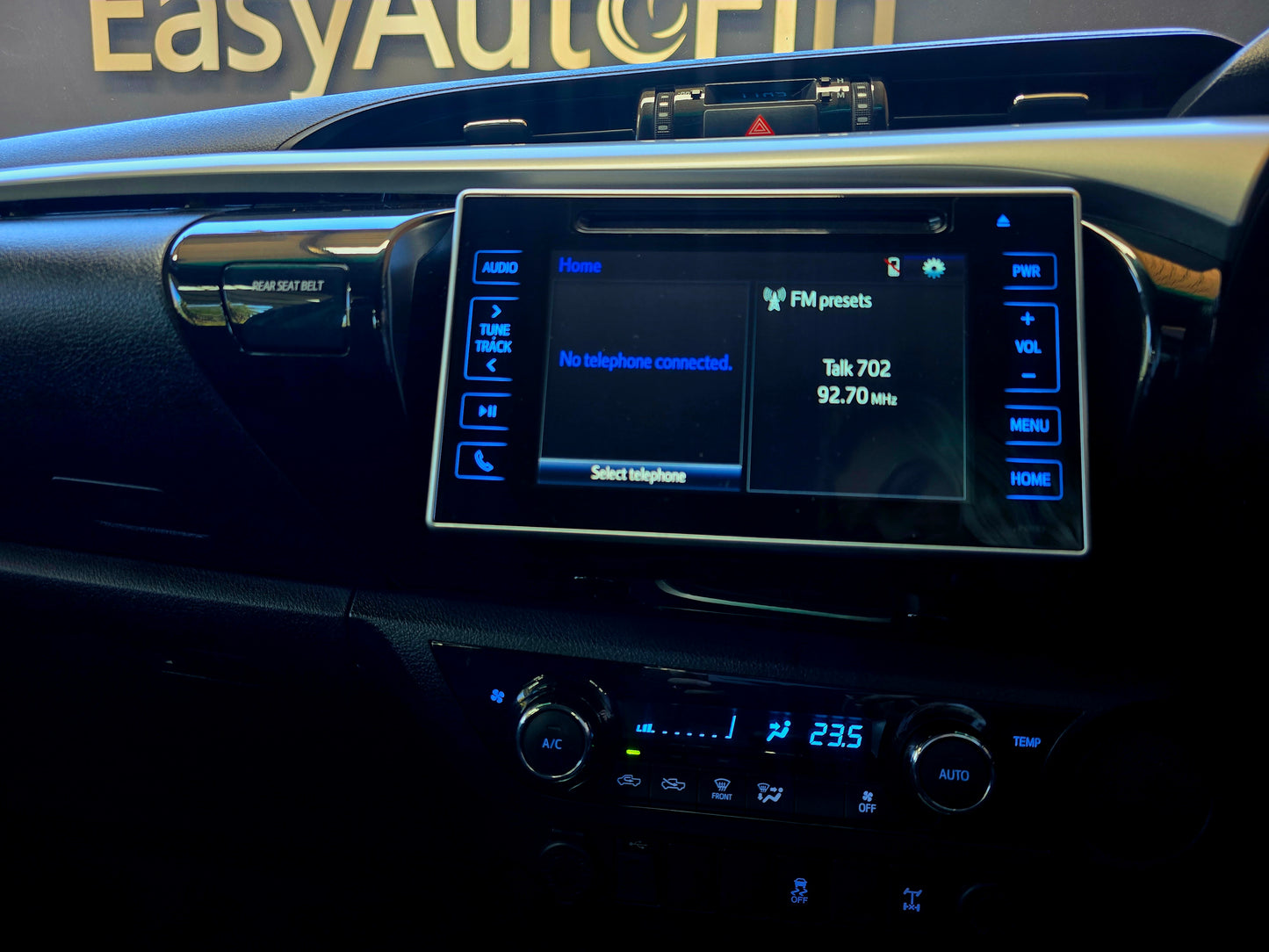 2017 Toyota Hilux 2.8 GD-6 RB RAIDER P/U M/T D/Cab