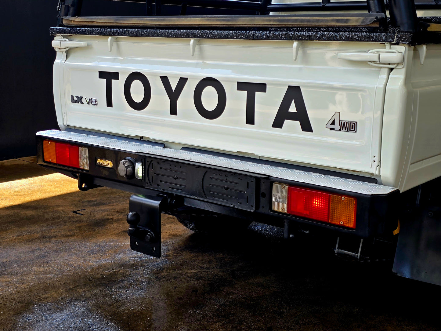 2015 Toyota Landcruiser 79 4.5 LX V8 P/U M/T D/Cab