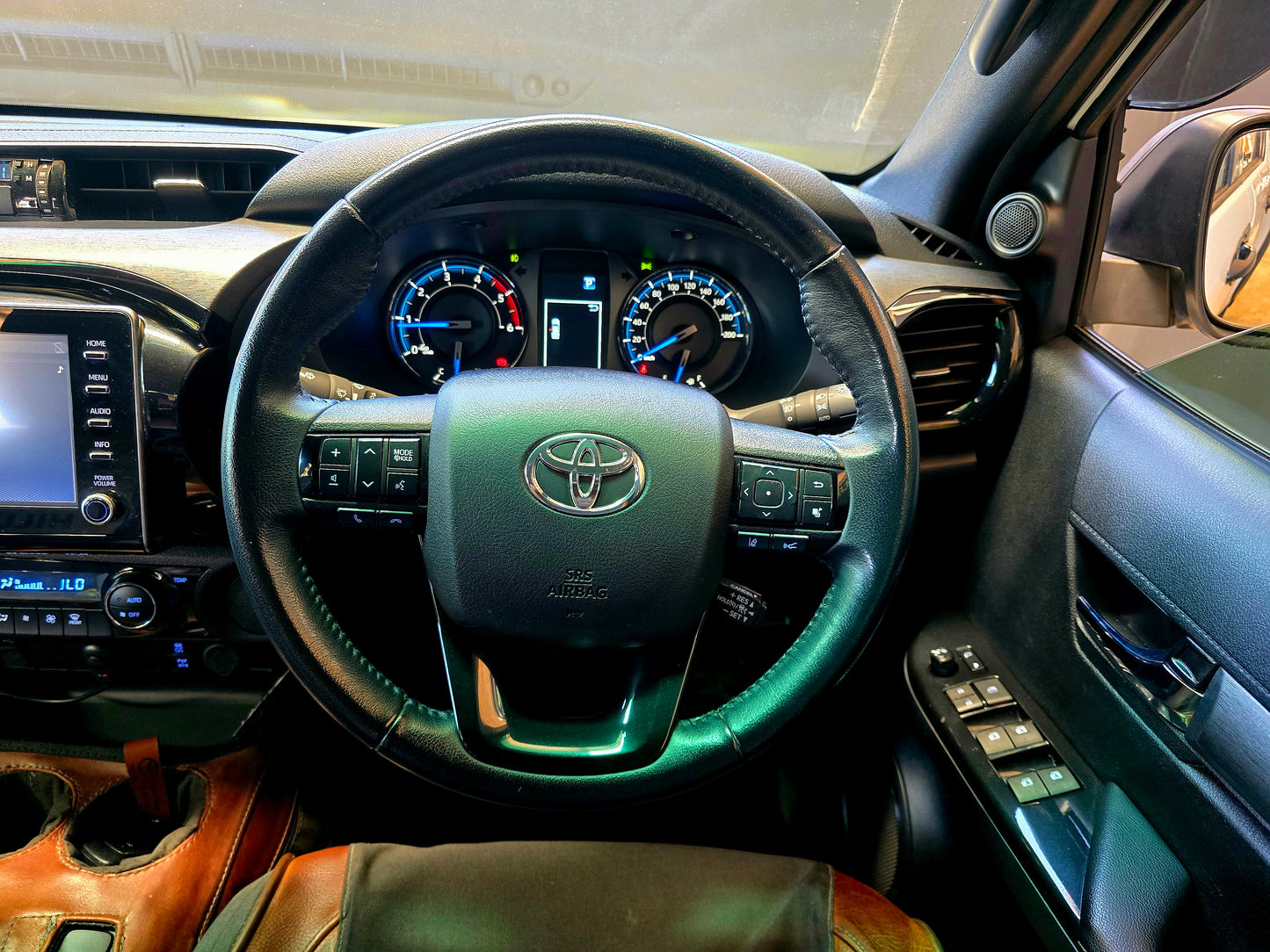 2022 Toyota Hilux 2.8 GD-6 RB LEGEND P/U A/T D/Cab