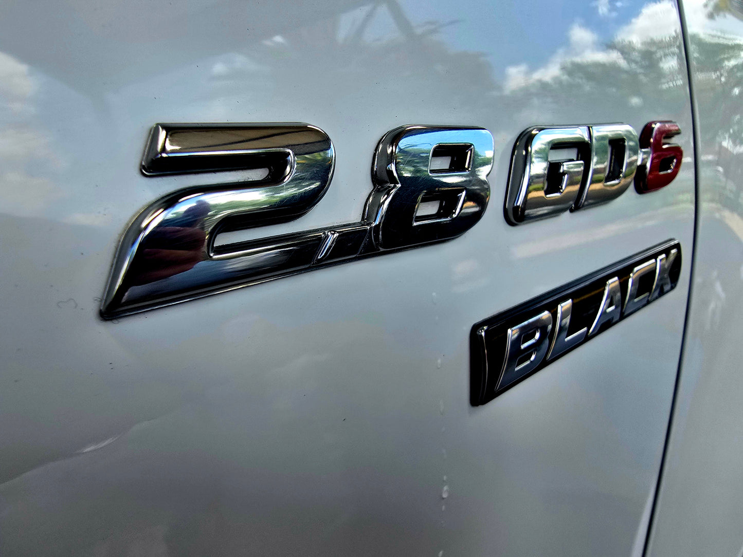 2017 Toyota Hilux 2.8 GD-6 RB RAIDER 4X4 P/U A/T D/Cab(BLACK EDITION)