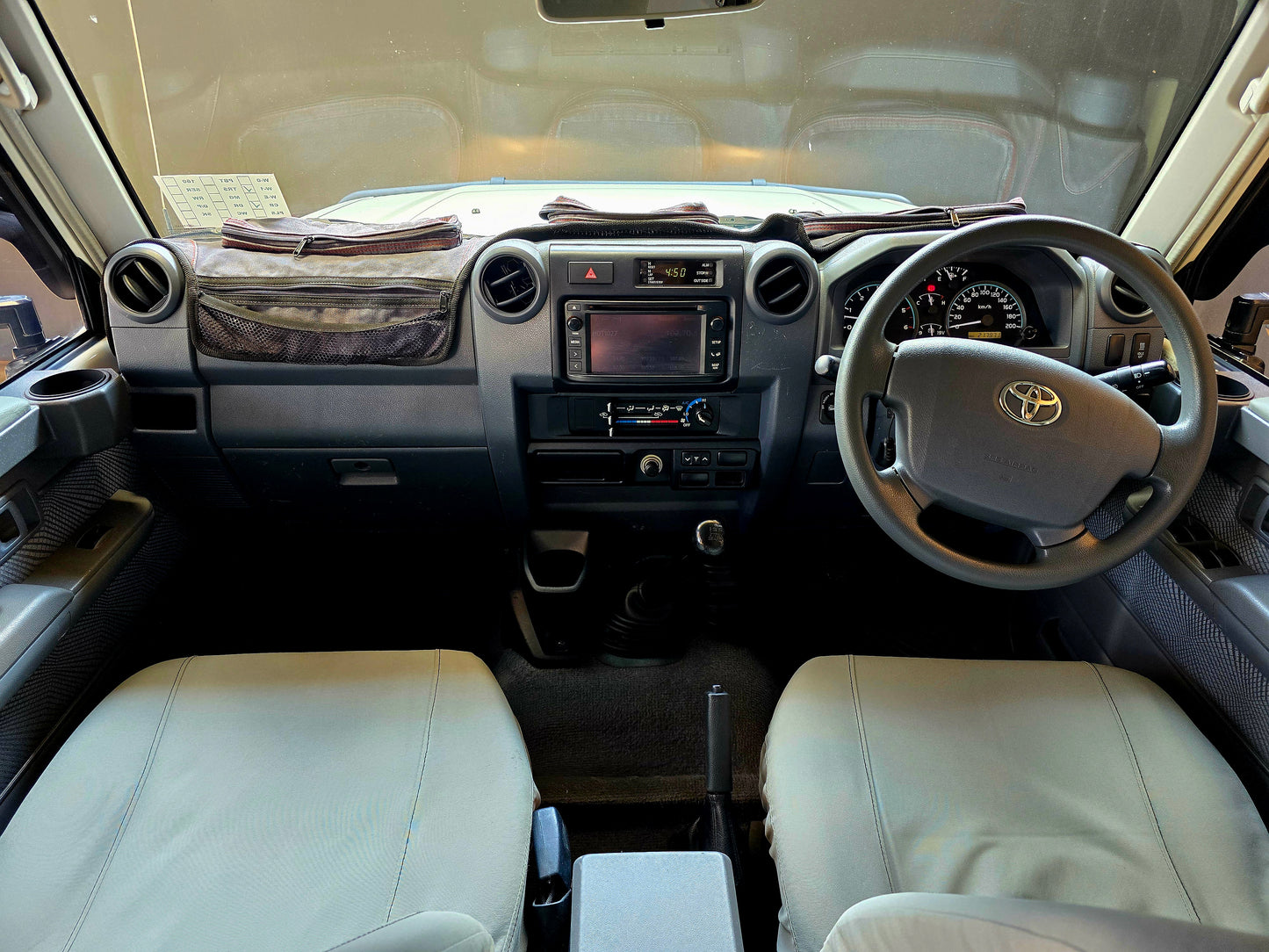 2015 Toyota Landcruiser 79 4.5 LX V8 P/U M/T D/Cab