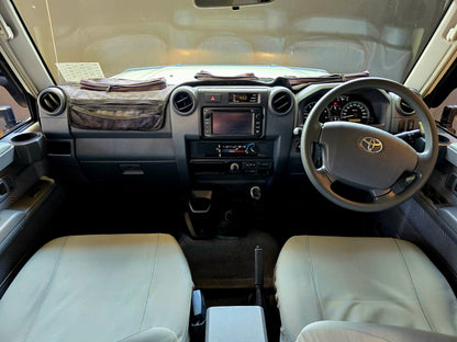 2015 Toyota Landcruiser 79 4.5 LX V8 P/U M/T D/Cab