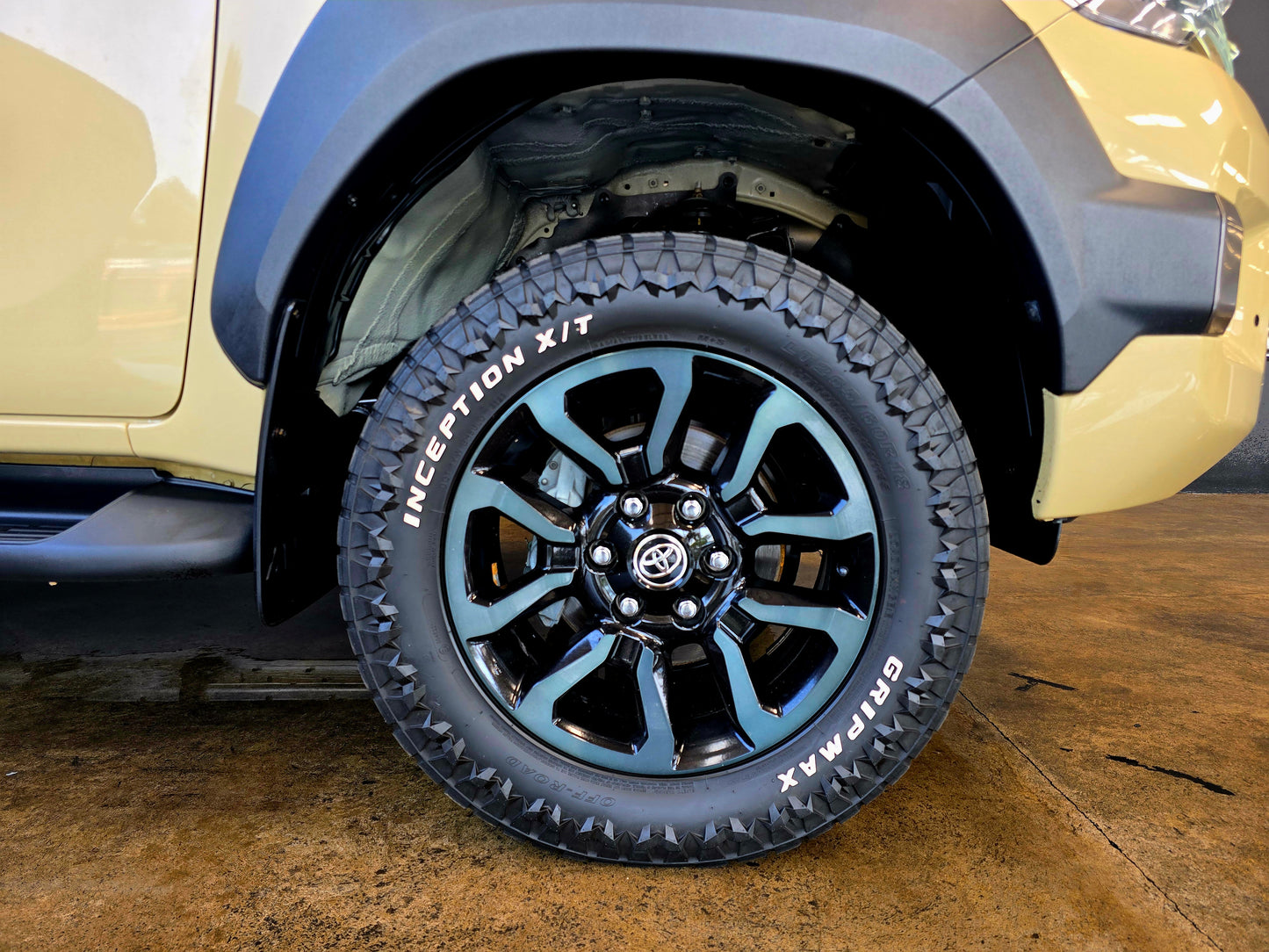 2024 Toyota Hilux 2.8 GD-6 RB LEGEND 4x4 P/U A/T E/Cab