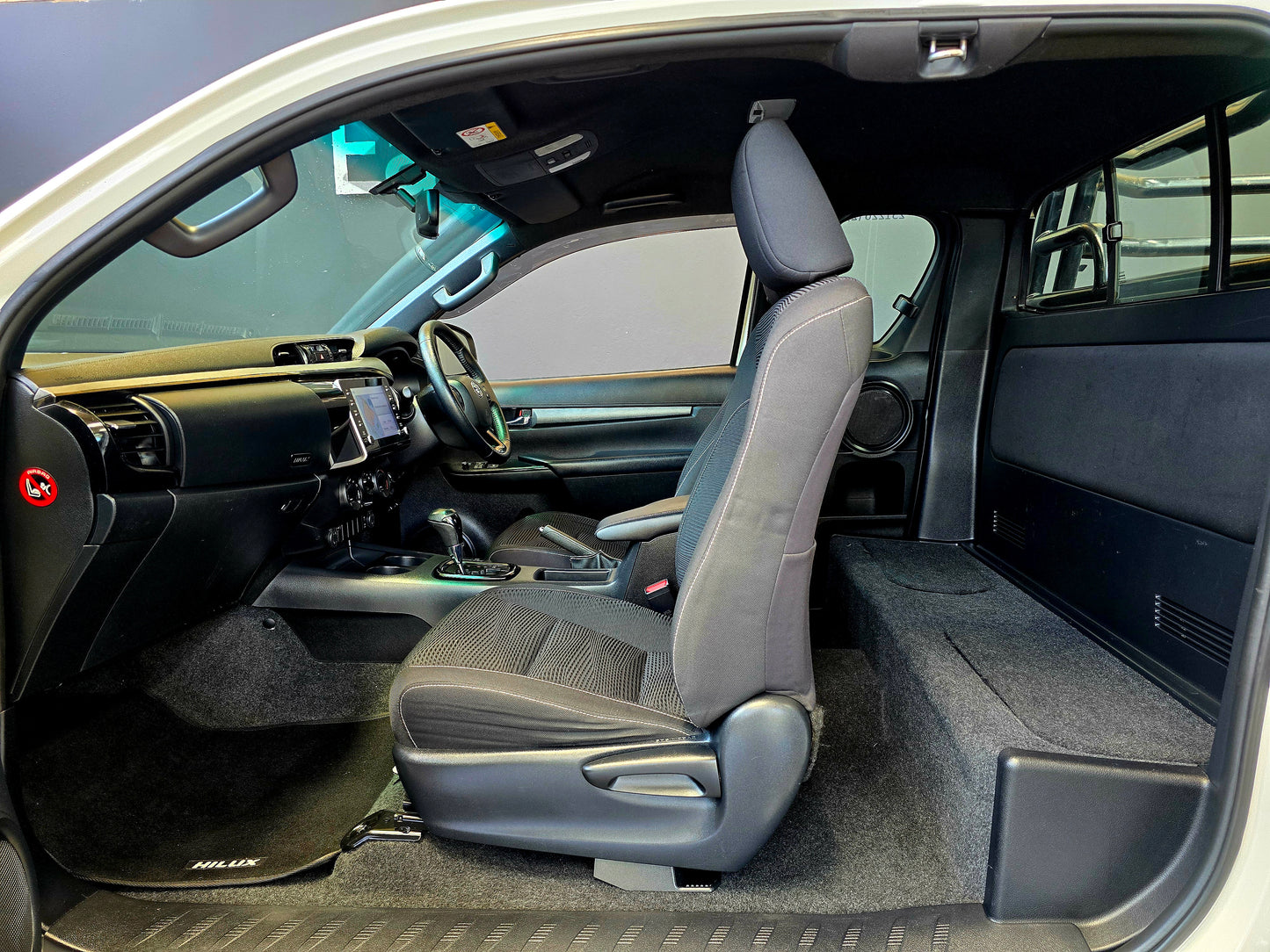 2021 Toyota Hilux 2.8 GD-6 RB LEGEND 4x4 P/U A/T E/Cab