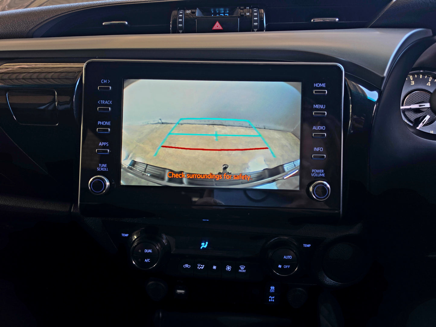 2023 Toyota Hilux 2.8 GD-6 RAIDER P/U A/T D/CAB