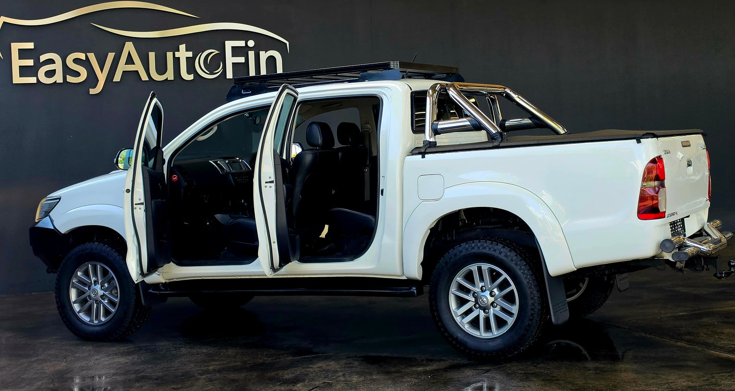 2015 Toyota Hilux 3.0 D-4D LEGEND 45 4X4 P/U M/T D/CAB