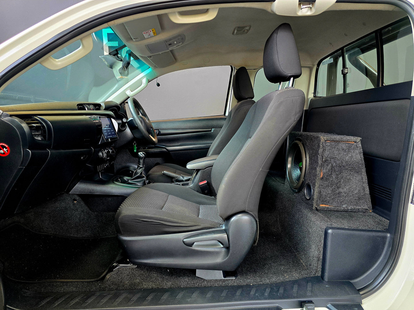 2017 Toyota Hilux 2.4 GD-6 RB SRX P/U M/T E/Cab